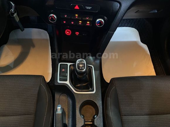 otomobil Kia Sportage 1.6 GDI Cool
