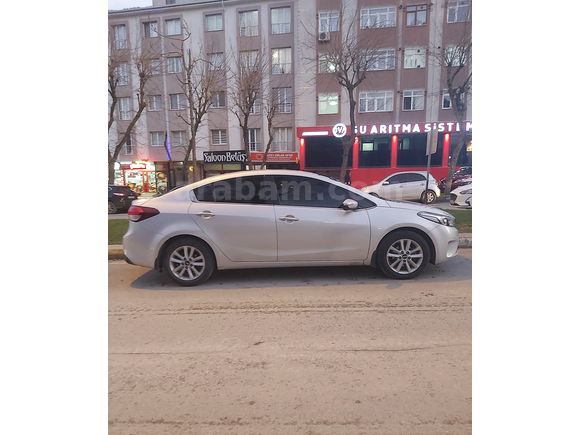 Sahibinden Kia Cerato 1.6 CRDi Concept Plus 2016 Model 