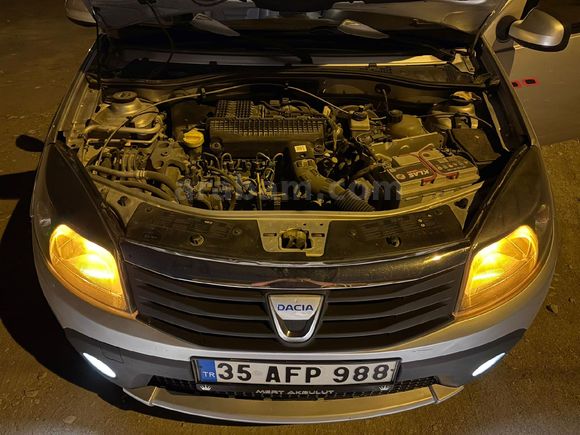 Sahibinden Dacia Sandero 1.5 dCi Stepway 2011 Model  320.000 km Gri