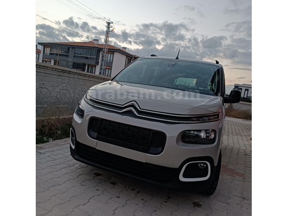 Sahibinden Citroen Berlingo 1.5 BlueHDI Feel Stil 2022 Model Konya