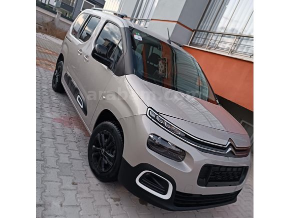 Sahibinden Citroen Berlingo 1.5 BlueHDI Feel Stil 2022 Model Konya