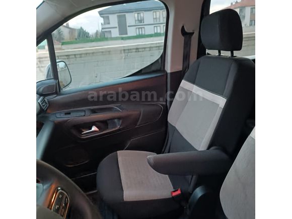 Sahibinden Citroen Berlingo 1.5 BlueHDI Feel Stil 2022 Model Konya