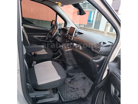 Sahibinden Citroen Berlingo 1.5 BlueHDI Feel Stil 2022 Model Konya
