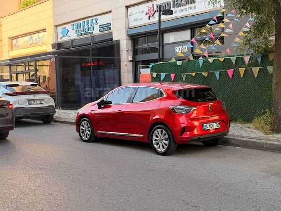 2024 Garantili Clio - Ekstralı - Stepne Paketli - Çelik Jantlı
