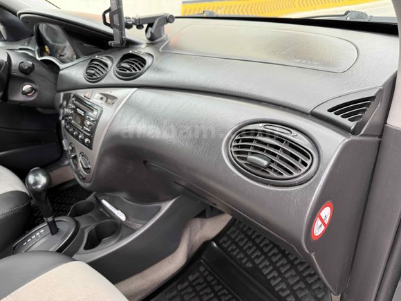 EMSALSİZ TEMİZ TAM OTOMATİK 2003 MAKYAJLI KASA FOCUS
