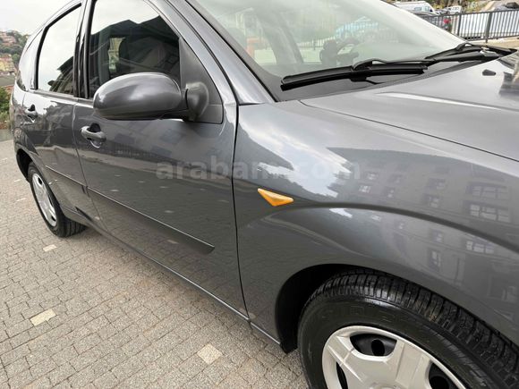 EMSALSİZ TEMİZ TAM OTOMATİK 2003 MAKYAJLI KASA FOCUS