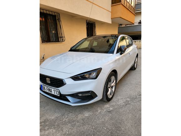2025 Temmuz Çıkışlı / 7.400 KM / Hatasız-Boyasız-Tramersiz Seat Leon 1.5 Plug-In Hybrid