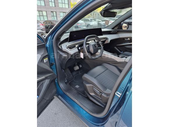 Sahibinden Peugeot 3008 1.2 Hybrid Allure 2024 Model