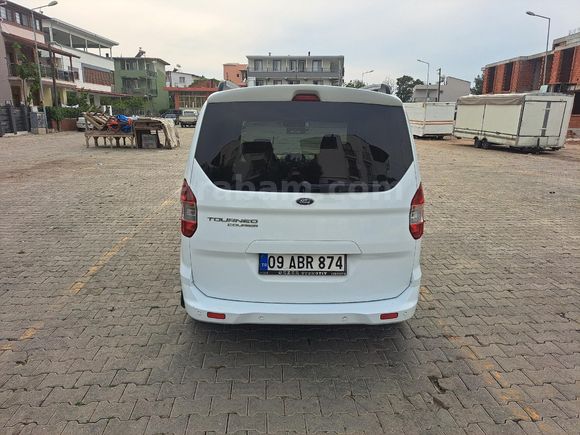Sahibinden Ford Tourneo Courier 1.6 TDCi Titanium Plus 2016 Model İzmir 200.000 km Beyaz