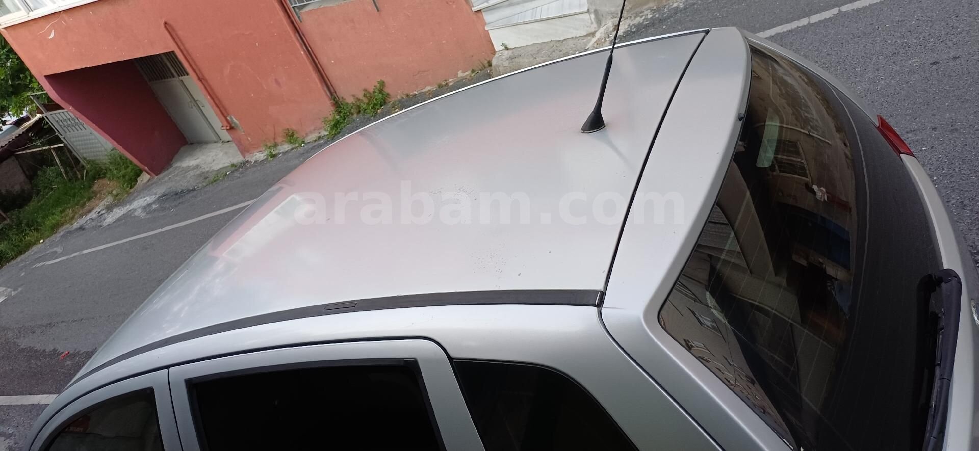 Sahibinden Fiat Idea 1.3 Multijet Active 2006 Model İstanbul 252.000 km Gri 2