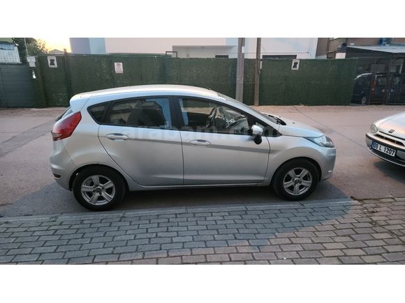 Sahibinden Ford Fiesta 1.4 TDCi Trend 2012 Model 