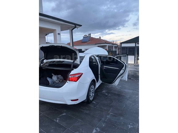 Sahibinden Toyota Corolla 1.4 D-4D  touch  2016 Model  291.000 km Beyaz