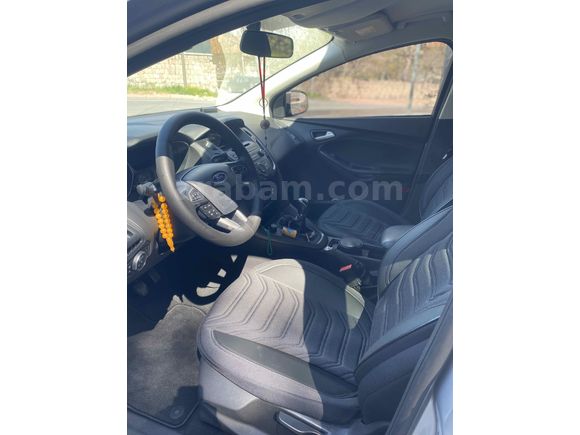 Sahibinden Ford Focus 1.6 Ti-VCT Trend X 2018 Model  97.000 km Gri (Gümüş)