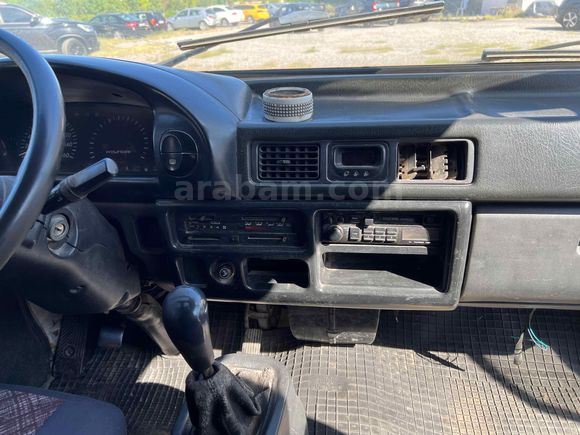 Galeriden Hyundai H 100 2.5 D Panelvan 1996 Model İzmir