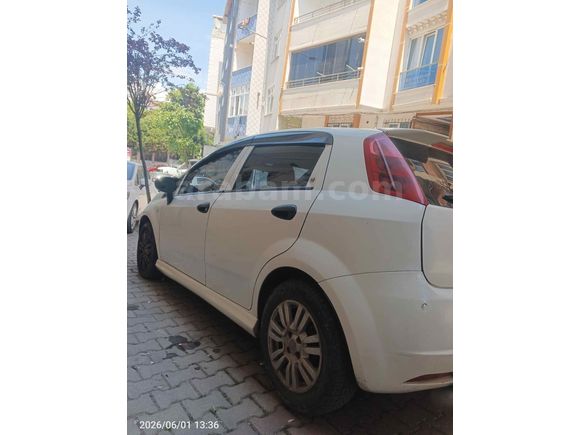 Sahibinden Fiat Punto Grande 1.3 Multijet 2010 Model 