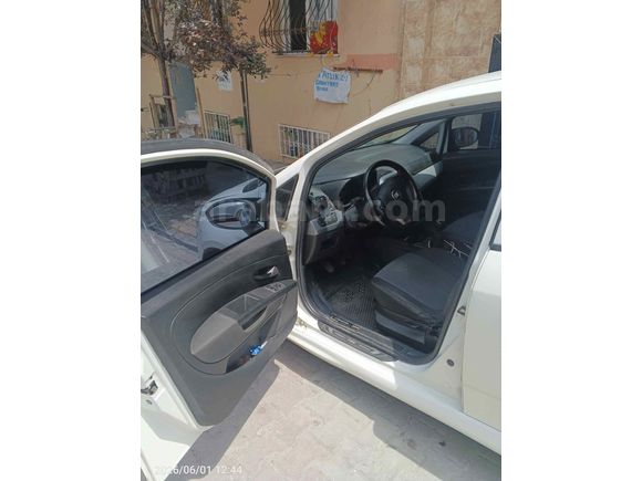 Sahibinden Fiat Punto Grande 1.3 Multijet 2010 Model 
