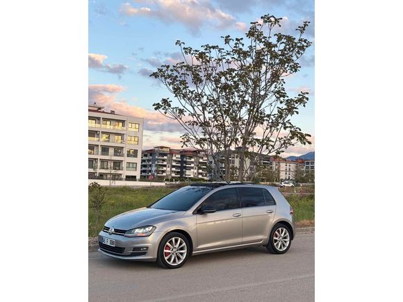  Volkswagen Golf 1.6 TDi BlueMotion Highline 2016 Model Cam tavan 