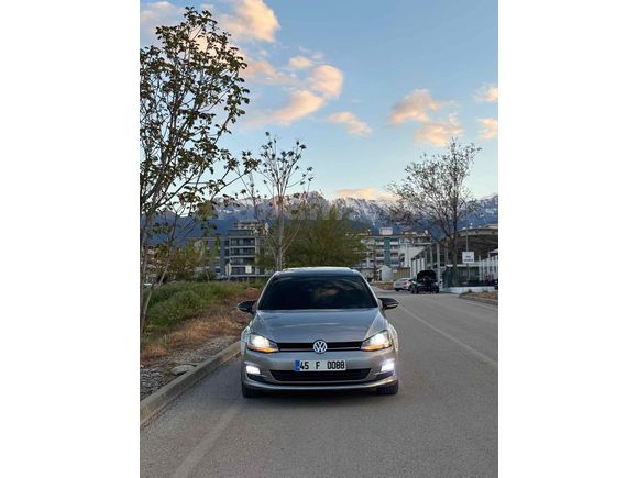  Volkswagen Golf 1.6 TDi BlueMotion Highline 2016 Model Cam tavan 
