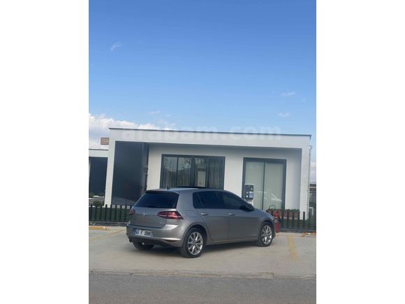  Volkswagen Golf 1.6 TDi BlueMotion Highline 2016 Model Cam tavan 