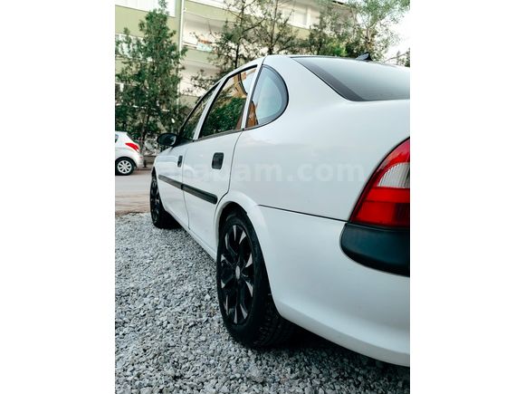 Sahibinden Opel Vectra 1.6 GL 1998 Model 
