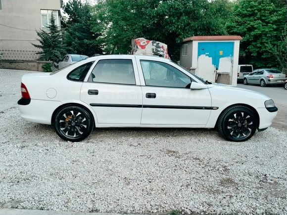 Sahibinden Opel Vectra 1.6 GL 1998 Model 