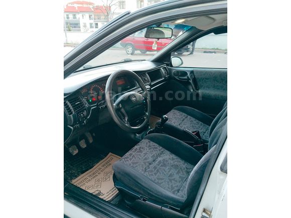 Sahibinden Opel Vectra 1.6 GL 1998 Model 