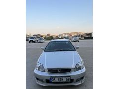  Honda Civic 1.6 i ES 2001 model