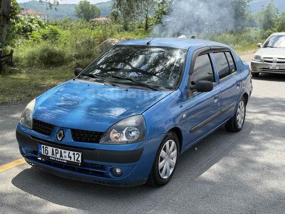 Galeriden Renault Clio 1.4 OTOMATİK VİTES 2003 Model Sakarya
