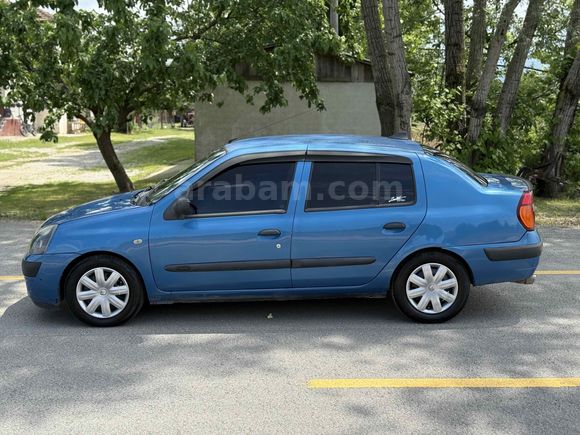 Galeriden Renault Clio 1.4 OTOMATİK VİTES 2003 Model Sakarya