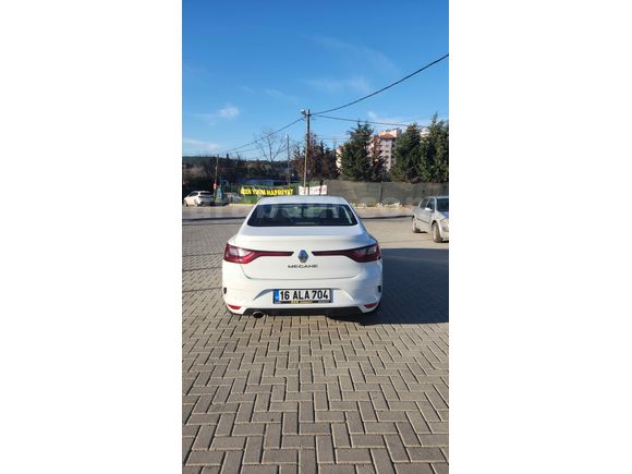 Sahibinden Renault Megane 1.3 TCe Joy 2020 Model  132.000 km Beyaz