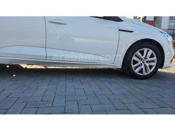Sahibinden Renault Megane 1.3 TCe Joy 2020 Model  132.000 km Beyaz
