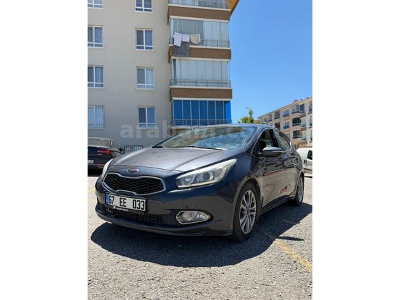 Sahibinden Kia Ceed 1.6 CRDi Concept 2013 Model 
