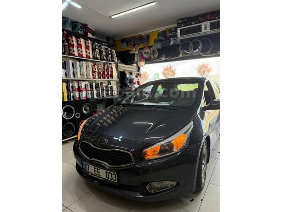 Sahibinden Kia Ceed 1.6 CRDi Concept 2013 Model 
