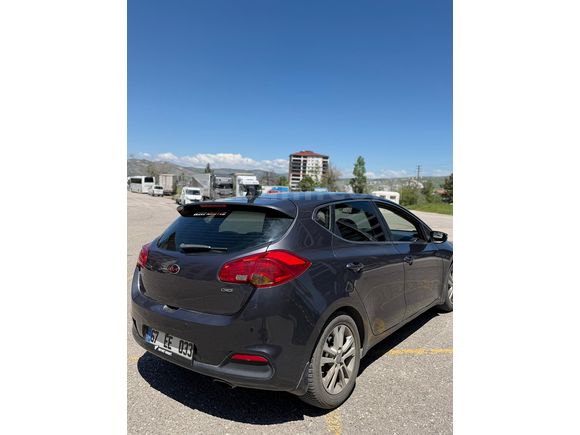 Sahibinden Kia Ceed 1.6 CRDi Concept 2013 Model 