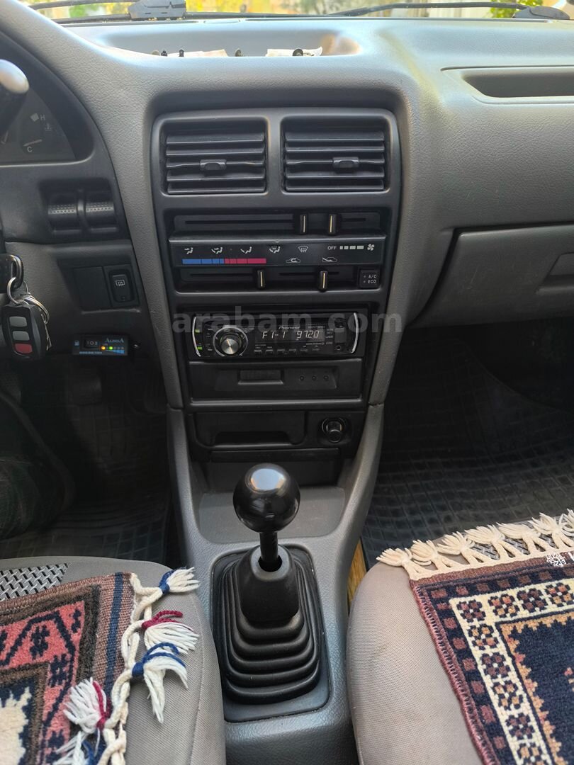 Sahibinden Suzuki Swift 1.3 GLX 2000 Model Balıkesir 226.178 km Kırmızı 7
