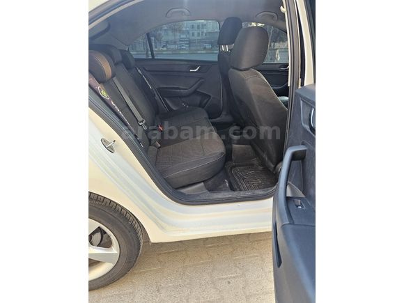 Sahibinden Skoda Rapid 1.4 TDI Style 2015 Model
