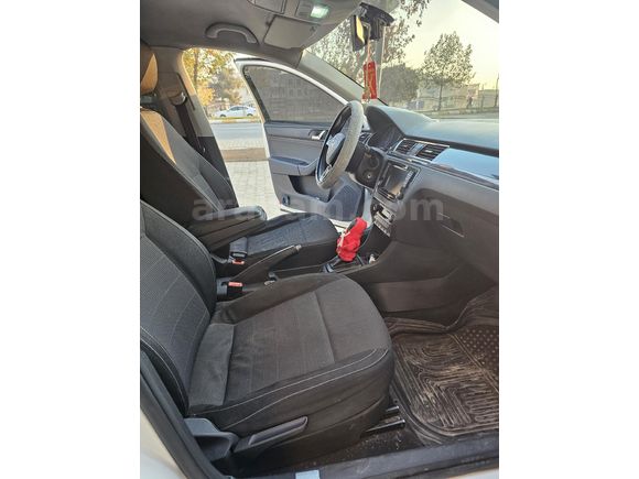 Sahibinden Skoda Rapid 1.4 TDI Style 2015 Model