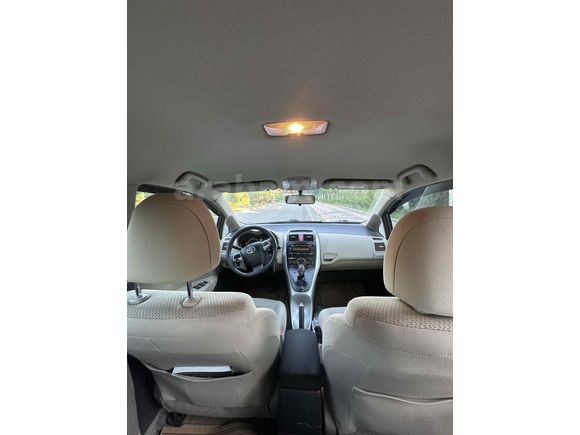 Sahibinden Temiz Sorunsuz Değişensiz Otomatik Dizel Auris