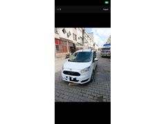 Sahibinden Ford Tourneo Courier 1.6 TDCi Titanium 2014 Model 15 çıkışlı
