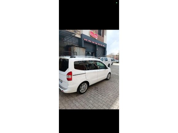 Sahibinden Ford Tourneo Courier 1.6 TDCi Titanium 2014 Model 15 çıkışlı