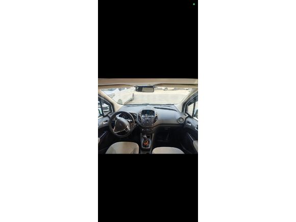 Sahibinden Ford Tourneo Courier 1.6 TDCi Titanium 2014 Model 15 çıkışlı
