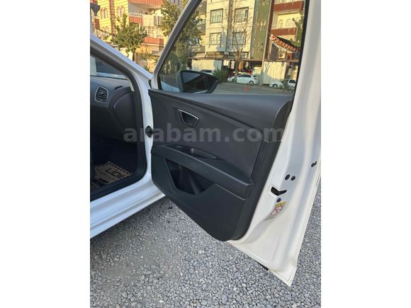 Sahibinden Seat Leon 1.6 TDI Style 2015 Model  206.000 km Beyaz