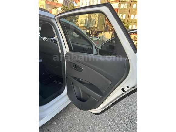 Sahibinden Seat Leon 1.6 TDI Style 2015 Model  206.000 km Beyaz
