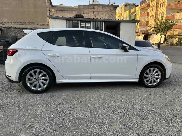 Sahibinden Seat Leon 1.6 TDI Style 2015 Model  206.000 km Beyaz
