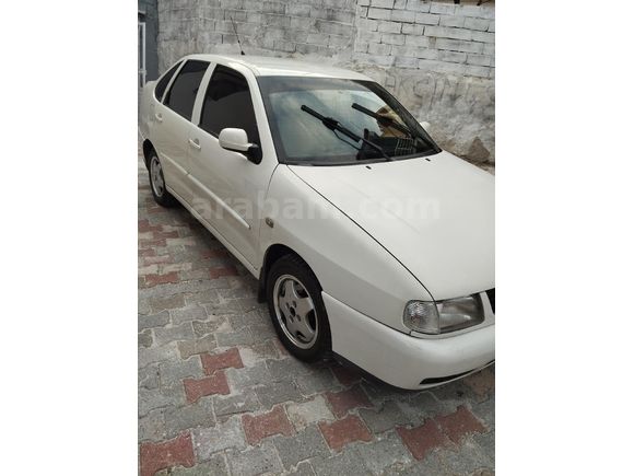 Sahibinden Volkswagen Polo 1.6 Classic 2000 Model