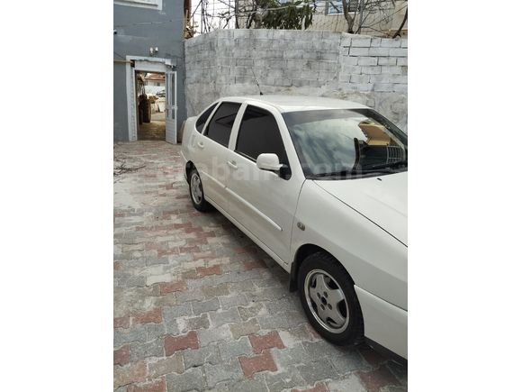 Sahibinden Volkswagen Polo 1.6 Classic 2000 Model