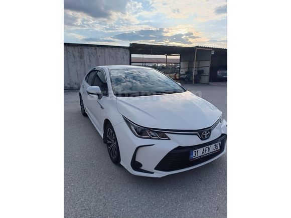Hatasız Boyasız Tramersiz Servis Bakımlı 1.6 Toyota Corolla.