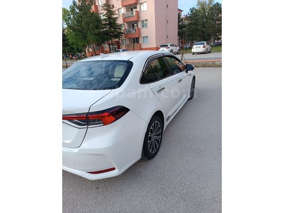 Hatasız Boyasız Tramersiz Servis Bakımlı 1.6 Toyota Corolla.