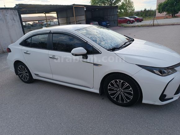 Hatasız Boyasız Tramersiz Servis Bakımlı 1.6 Toyota Corolla.