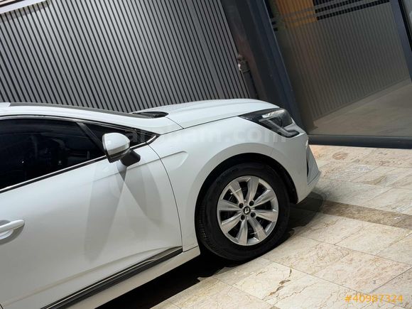 GÜRDOĞAN|2021 CLIO5 1.0TCE JOY 100HP-6İLERİ-BOYASIZ-FABLPG